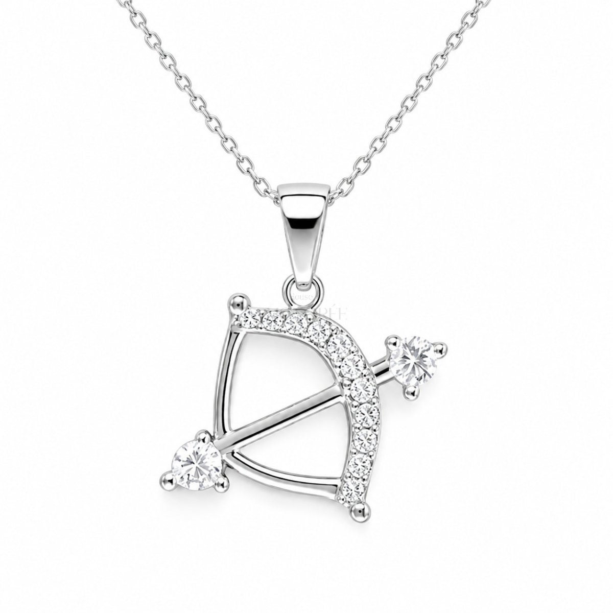 Sidabrinis Šaulio zodiako pakabukas su moisanitais ir grandinėle „Sagittarius“ - MONOREE