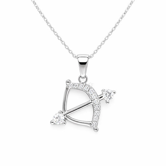 Sidabrinis Šaulio zodiako pakabukas su moisanitais ir grandinėle „Sagittarius“ - House of Monoree